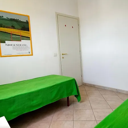 P313 Nr 105 Trilocale Sul Mare Con Ombrellone In Prima Fila *